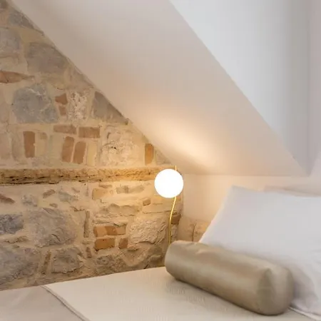Sperone Hotell